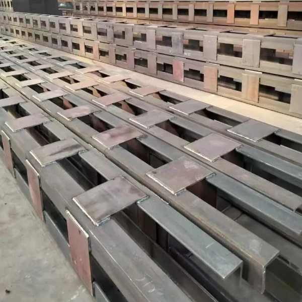 Batten-Plate Lattice Column Batten-Plate Lattice Column